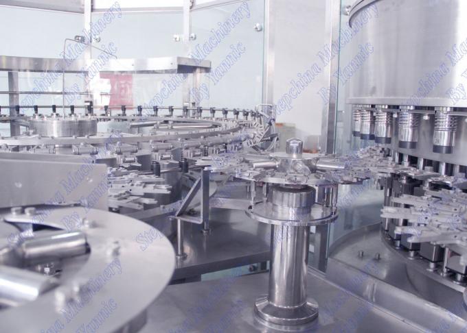 Linha de produção engarrafada automática alta 15000 BPH da máquina do enchimento da água de Efficinet CGF32-32-8